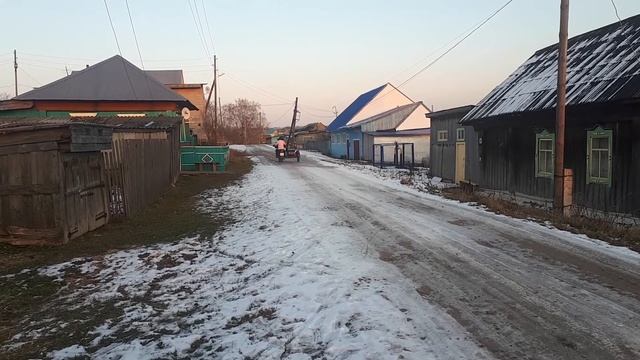 Черный УРАЛ на ходу, после капиталки/ Карбюраторы PZ30 на Урал смотреть онлайн