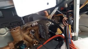 Перестал показывать давление манометр на котле двухконтурном Кореастар KOREASTAR