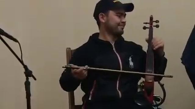 OXIRIGACHA ESHITIB KO'RIN NIMA QILIB QO'YISHDI. 😳😳😳💣💣💣💣 OʻZIMZNI MILLIY KUYLARIMIZDAN QOʻYMASIN. смотреть онлайн