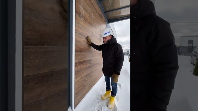 На фасаде предусмотрены специальные ниши для установки декоративных элементов. смотреть онлайн