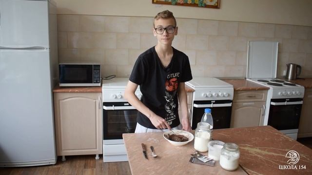 Завтрак школьника. Выпуск 4. Кекс в микроволновке смотреть онлайн