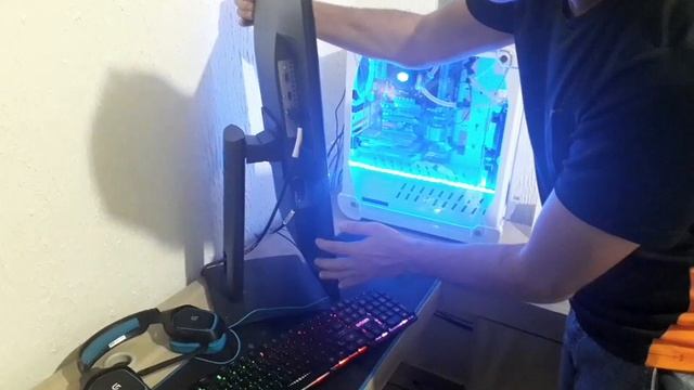 Monitor: HP 24" 75Hz, Full HD смотреть онлайн