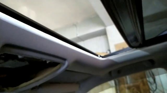 Toyota Land Cruiser 200 Не закрывается люк. смотреть онлайн