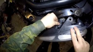 Как снять передние Фары и ПТФ Nissan Qashqai 2006-2010год