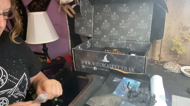Unboxing of July’s Witch Casket смотреть онлайн