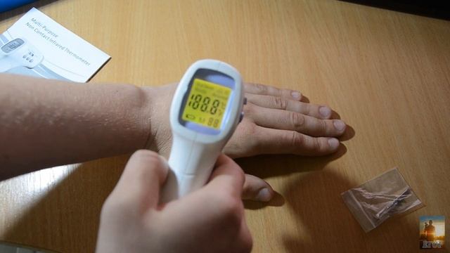 Детский бесконтактный инфракрасный электронный термометр (градусник, пирометр)