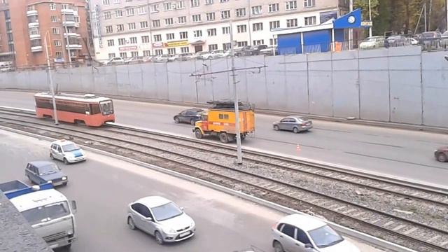 упрямый трамвай смотреть онлайн