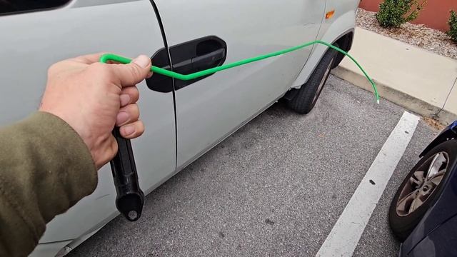 HOW TO UNLOCK A HONDA ELEMENT WITHOUT A KEY - KEYS LOCKED INSIDE смотреть онлайн