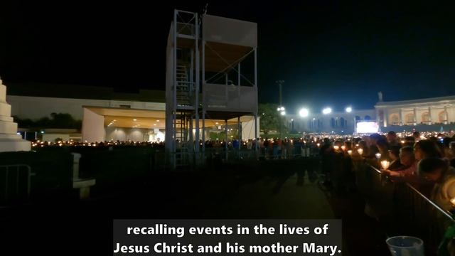 The Sacred Candlelight Procession in Fatima, Portugal смотреть онлайн