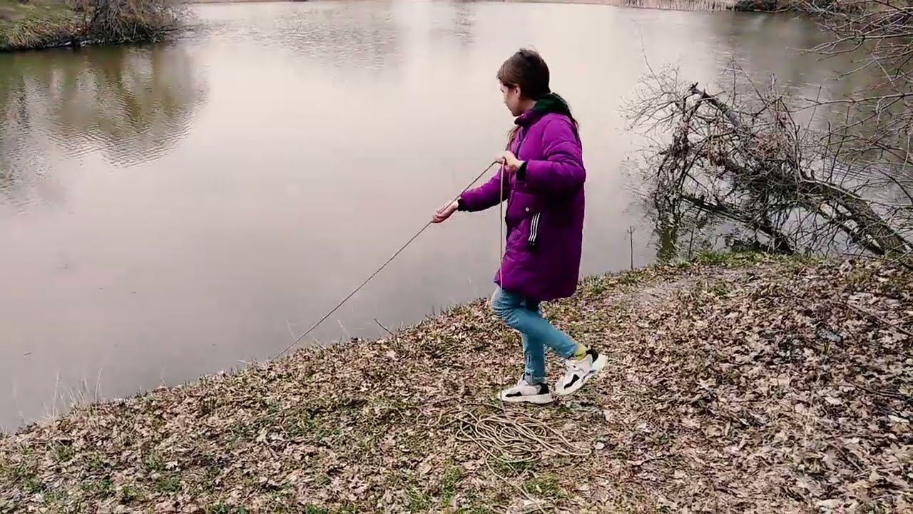 Старый пруд. Нашли хорошее место. смотреть онлайн