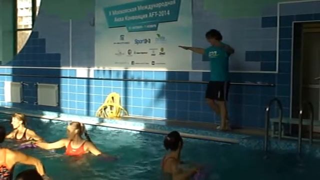 Урок Аквааэробика/Aqua Aerobics - Aqua Fit class смотреть онлайн