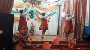 Взрослый танцевальный коллектив «Селяночка» - Танец с платочками