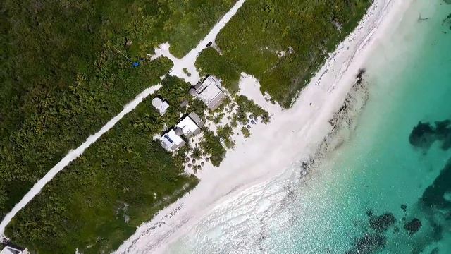 Берег моря с высоты птичьего полета - Coastal aerial view 11.2016 смотреть онлайн