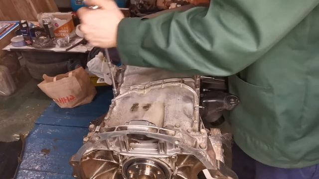 8) Сборка мотора м111(Масленый поддон); 2.2 бенз, Mercedes-Benz W124. смотреть онлайн