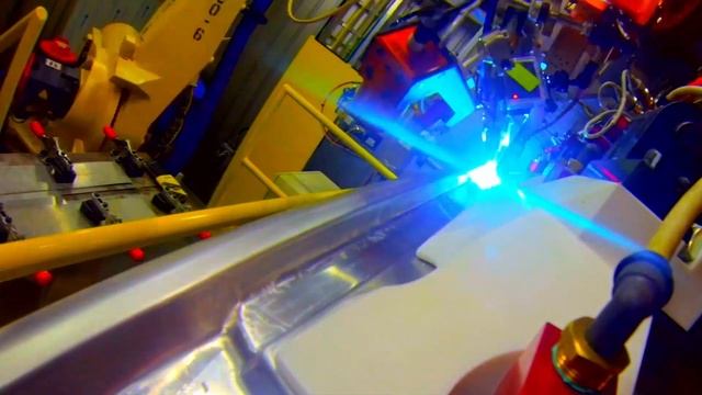 Manufacturing Innovation at The Ford Rouge Factory Tour | Visitor Experience смотреть онлайн
