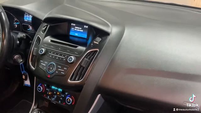 Ford Focus 1,0 EcoBoost SHZ KLIMAA.2.HD GARANTIE USB смотреть онлайн