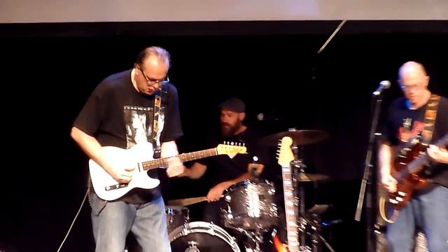 Fender Roadshow 2015 - Alexis смотреть онлайн