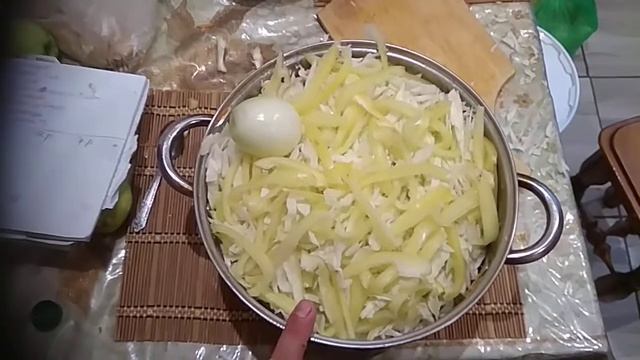 Квашенная капуста,капуста с перцем и луком.два способа) смотреть онлайн