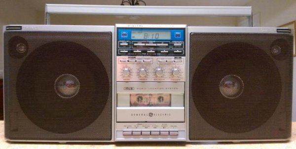 Винтажный General Electric 3-6035B Stereo Boombox-ТАЙВАНЬ-1982-год