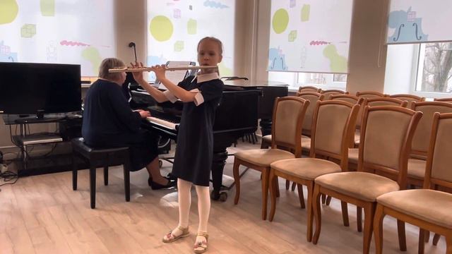 Кузнецова Арина 8 лет.Кристиан Петцольд «Менуэт» смотреть онлайн