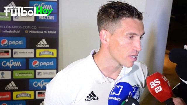 “Creo que no hay pelota fácil y esa es la clave para no equivocarse “ Nicolas Vikonis смотреть онлайн