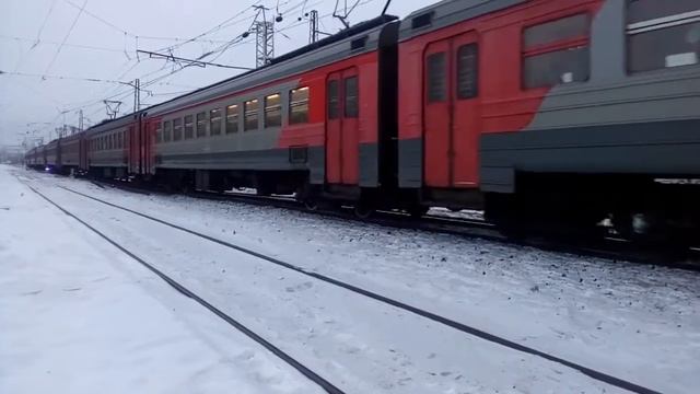 Электропоезда ЭД4М-0157\ЭД4МК-0029 станция Нара 11.01.2017 смотреть онлайн