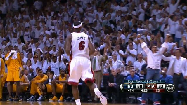 Wade, Hibbert & LeBron combine for wild play! смотреть онлайн