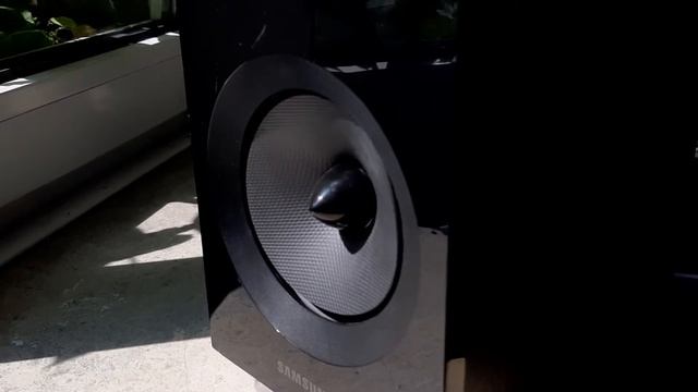 Samsung Speaker | Clean Bass Test ! смотреть онлайн