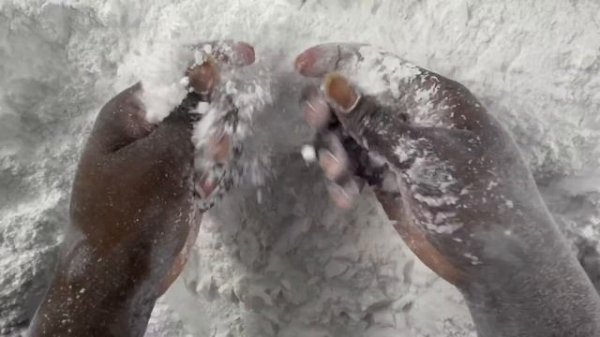 ASMR~ 25 BLOCKS CRUNCHY GYM CHALK CRUSH FULL BLOCKS AND PALM CRUSHES ~ COMPILATION