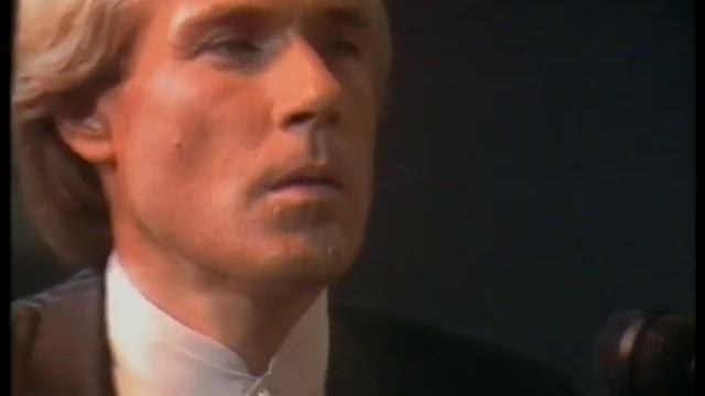 Richard Clayderman - You Are My World смотреть онлайн