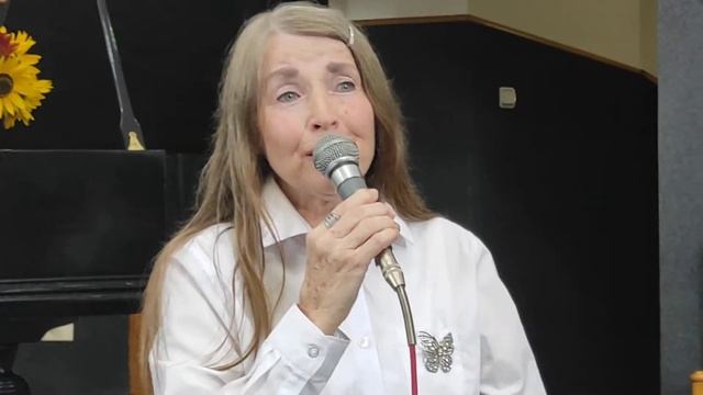 Осень. Тамара Угарова и Надежда Ильчук, г Дубно. смотреть онлайн