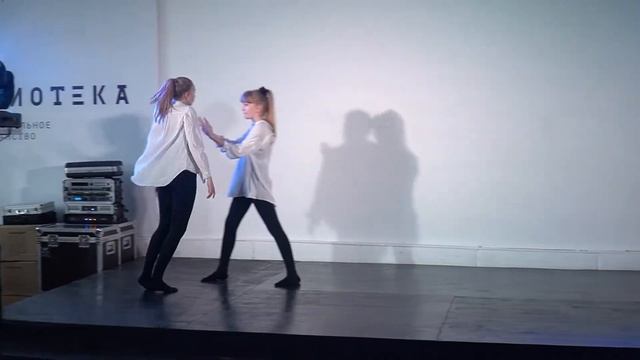 Современная хореография. Пеподаватель Екатерина Британова смотреть онлайн