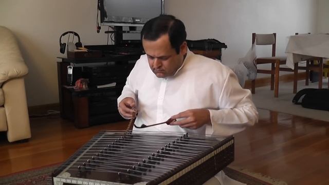 Intro to the Santoor смотреть онлайн