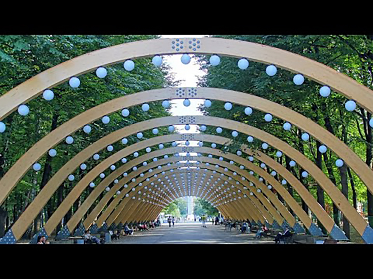 ПОГУЛЯЕМ ПО СОКОЛЬНИКАМ смотреть онлайн