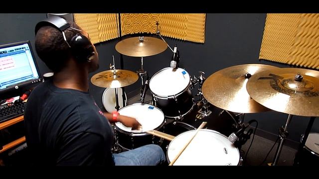 MACKLEMORE & RYAN LEWIS - THRIFT SHOP FEAT. WANZ (Drum Cover) смотреть онлайн