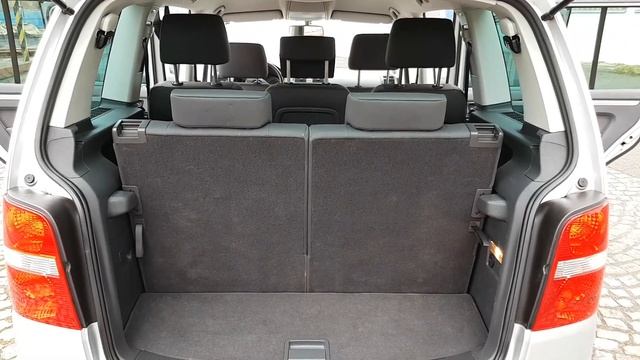 Volkswagen Touran 2,0 TDI смотреть онлайн