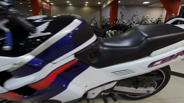 Мотоцикл HONDA CBR1000F Арт.105029 Мотосалон Мегамото смотреть онлайн
