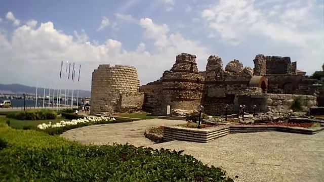 Несебр Старый город в конце июня Ч 1 смотреть онлайн