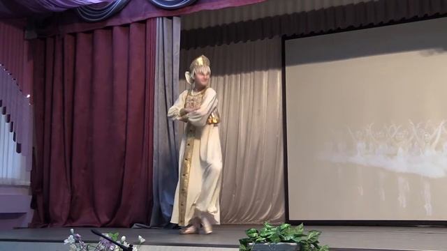 Абулкенж Санди "Русский танец из балета Лебединое озеро" смотреть онлайн