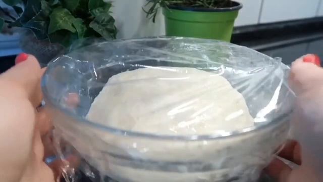 FOCACCIA - Reteta simpla cu rozmarin si rosii cherry смотреть онлайн