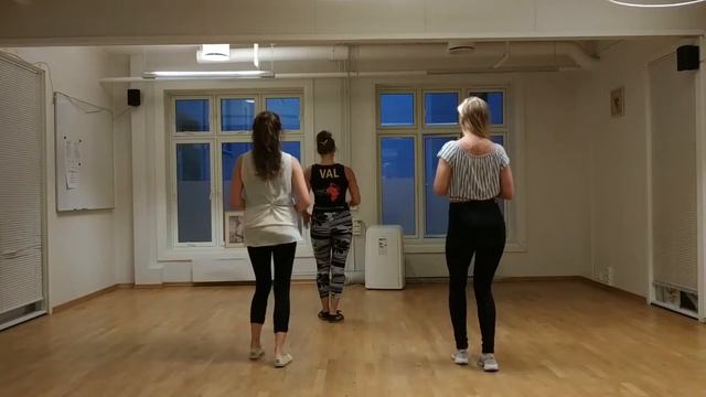 Urban Tarraxa Styling/Bodyisolation by Val Danza смотреть онлайн