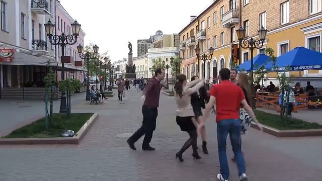 Rueda de Casino / International Rueda Flashmob 2014 in Brest смотреть онлайн