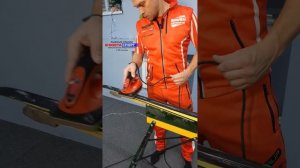 Нанесение гелей Фэста-Спорт на лыжи с использованием утюга.