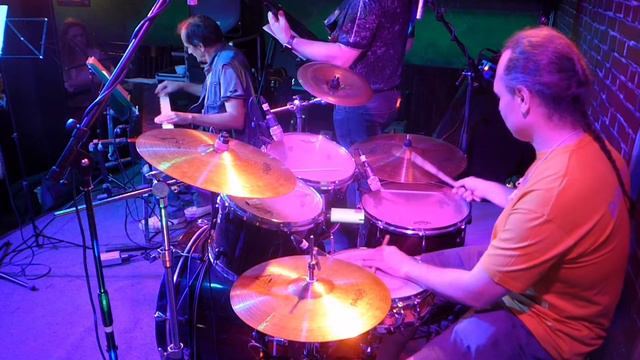 ВИА Аракс – «Мемуары» cover by Lounge City Band смотреть онлайн