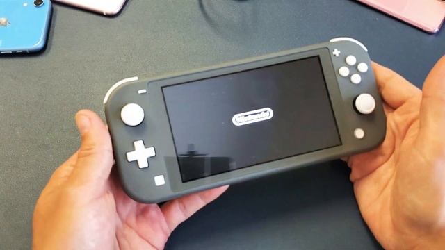 Nintendo Switch: Black Screen or Won't Turn On? 2 Easy Fixes! смотреть онлайн