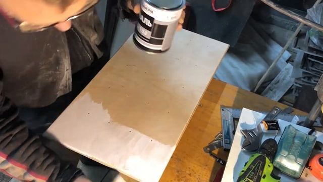 Надоело искать ключи по всему дому? Решение есть! смотреть онлайн