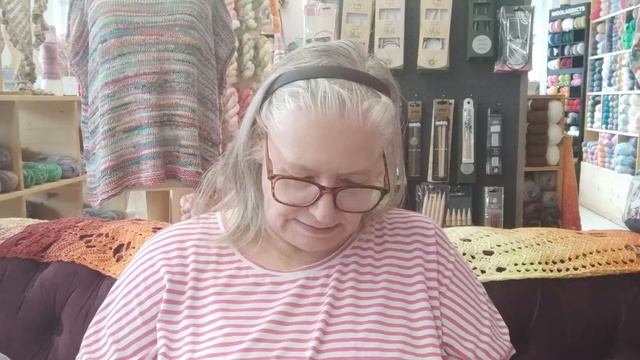 Folge 215. Fortschritte beim Stricken ?, zwei Bücher ?und die Geschichte von Kater Merlin ? смотреть онлайн