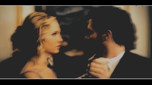Klaroline ll Танцы на стеклах смотреть онлайн