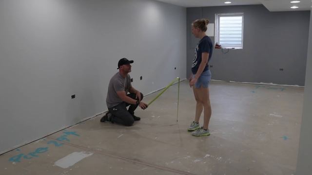 How To Install Peel-and-Stick Vinyl Plank Flooring and Floor Preparation смотреть онлайн