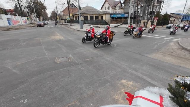 24.12.2023 - Парад Дедов Морозов на Мотоциклах 2023 - проезды колонны смотреть онлайн